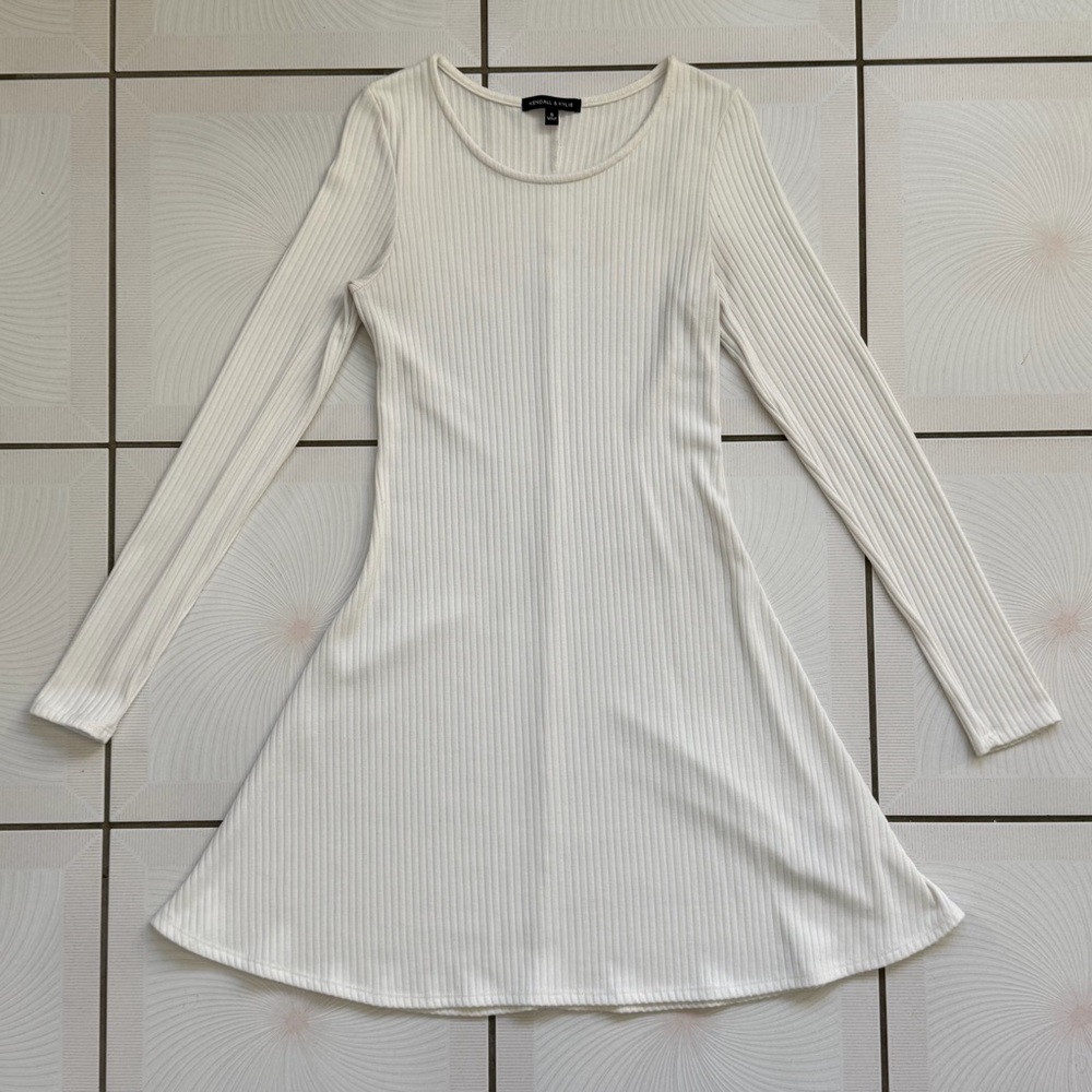 Kendall & Kylie white/Cream Long Sleeve Dress